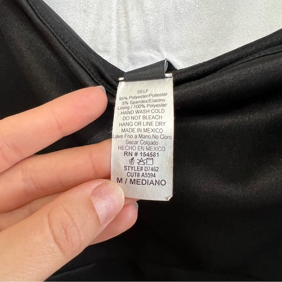 NWT WINDSOR DRESS - Picture 6 of 7